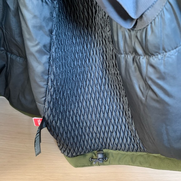 North Face jacket - Picture 9 of 9